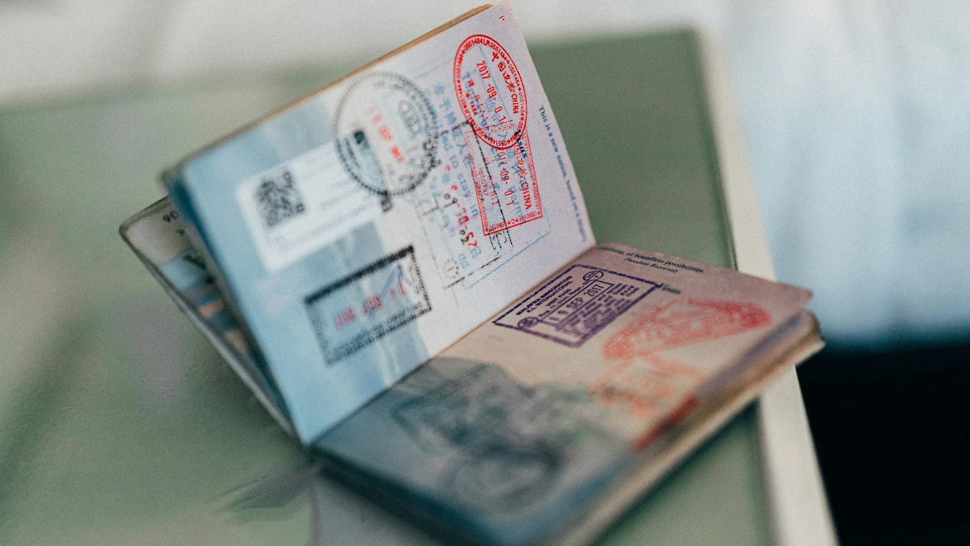 Dual Citizenship in Poland: Can You Keep Your Current Passport and What Are Your Obligations?